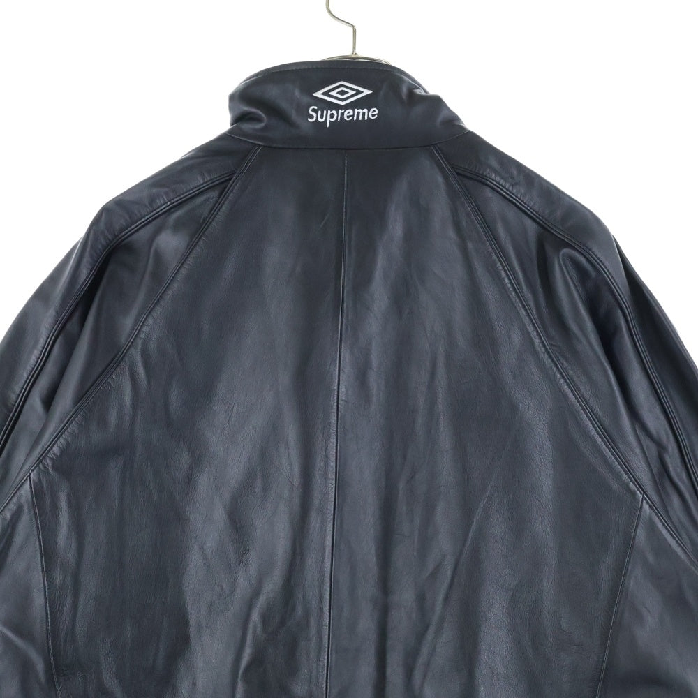 SUPREME(シュプリーム) 25AW ×UMBRO Leather Track Jacket アンブロ ロゴエンブロイダリー レザートラックジャケット ブラック