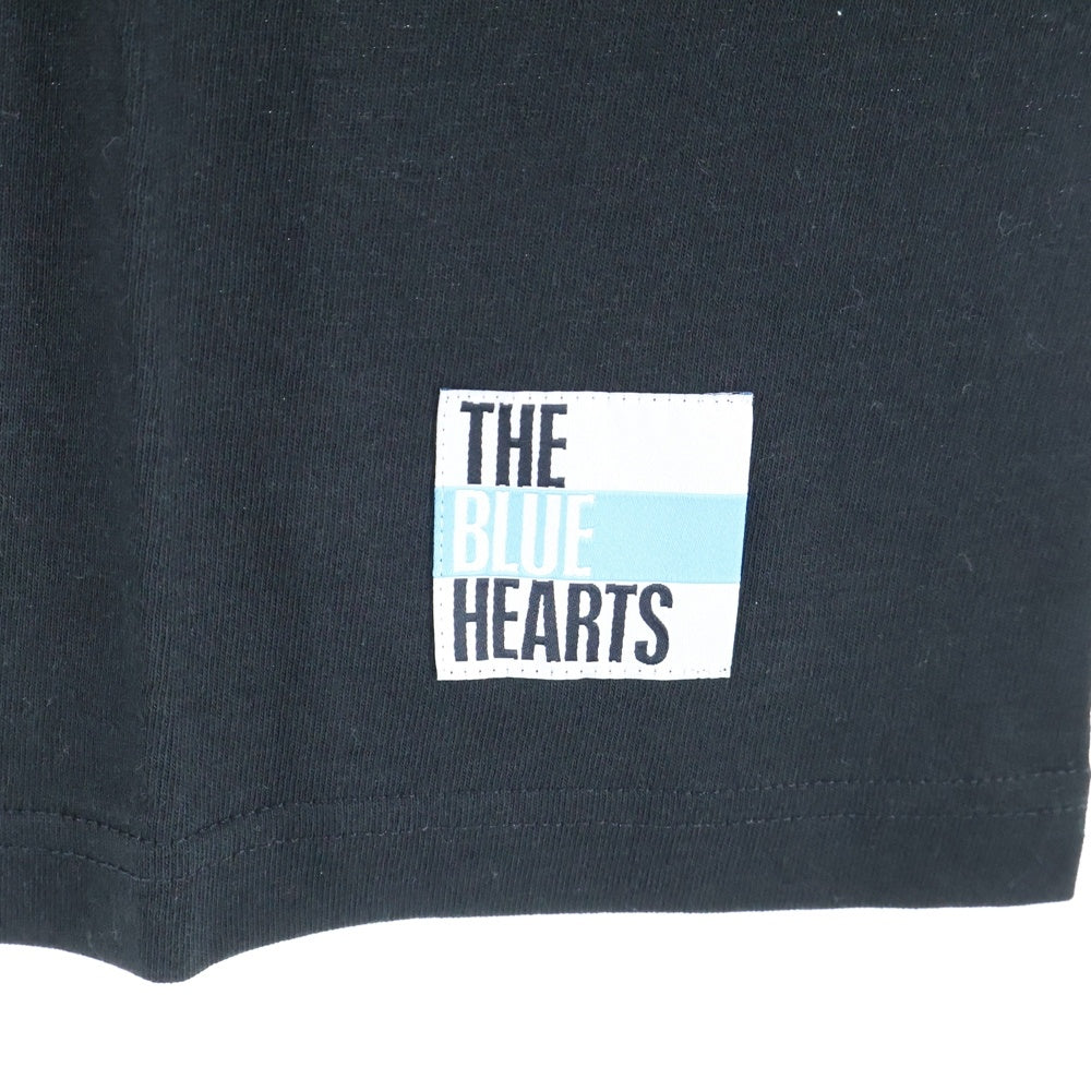 glamb(グラム) THE BLUE HEARTS COLLAGE ザ ブルーハーツ フォトデザイン クルーネック カットソー 半袖Tシャツ ブラック