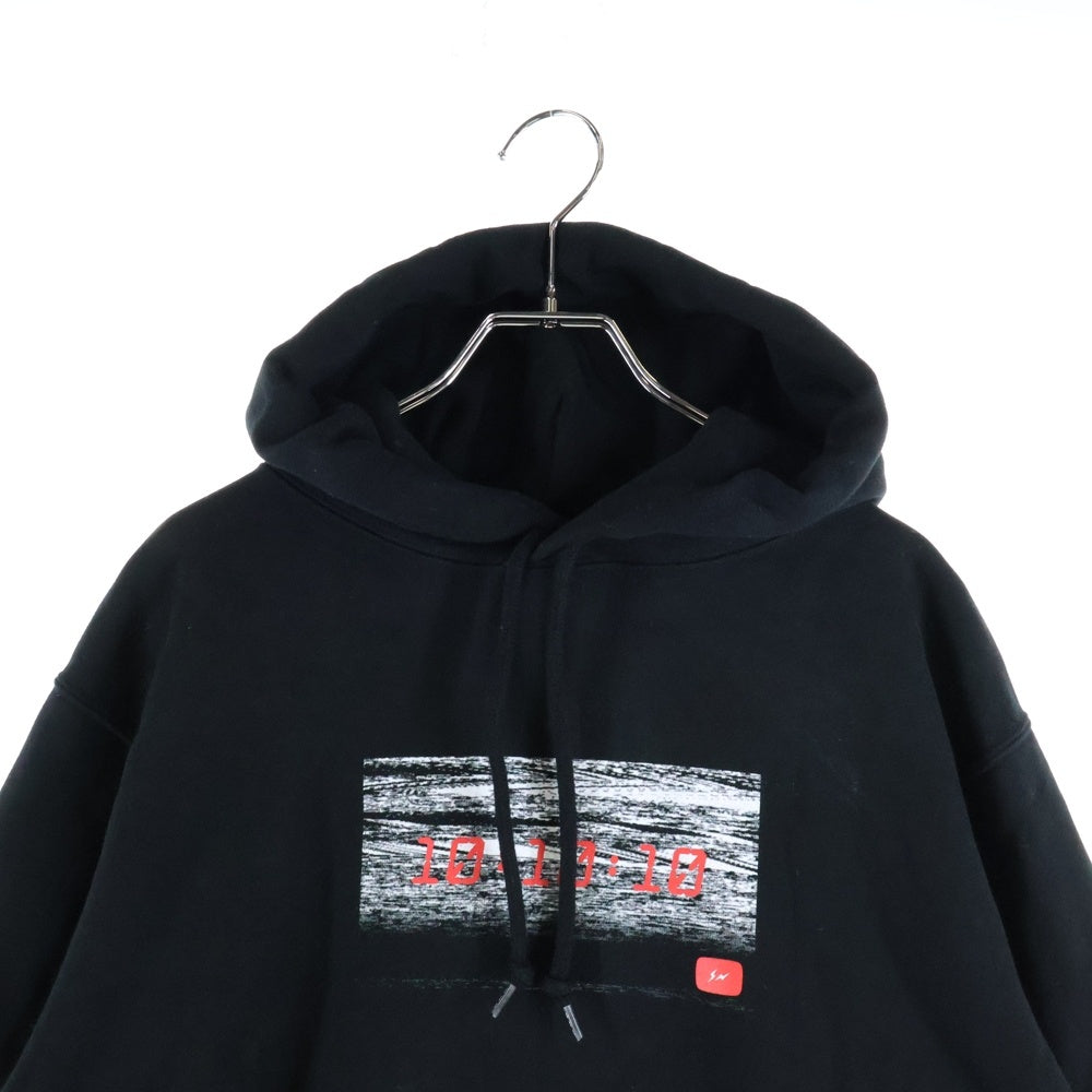 GOD SELECTION XXX(ゴッドセレクショントリプルエックス) ×FRAGMENT DESIGN フラグメントデザイン ロゴプリント プルオーバー スウェット パーカー ブラック
