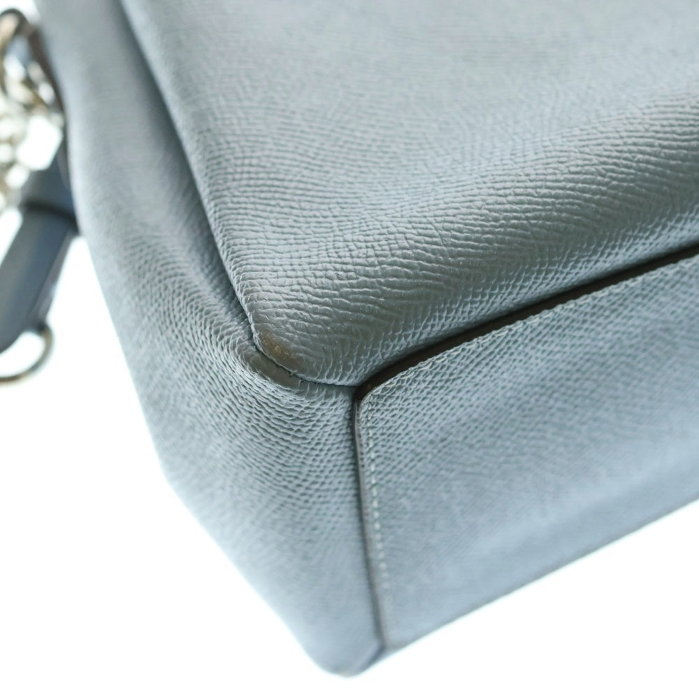 COACH(コーチ) フロントロゴデザイン チャーム付き ハンドバッグ ショルダーバッグ ライトブルー F28977