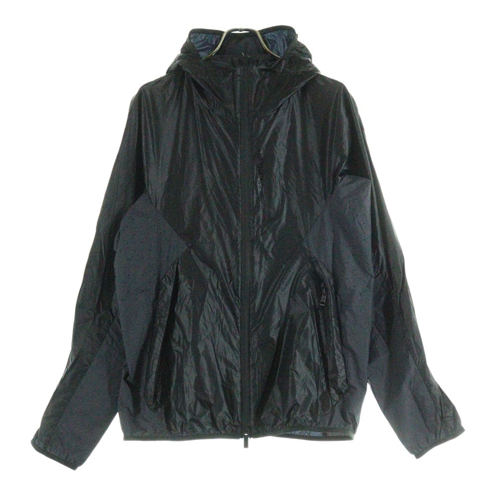 MONCLER(モンクレール) 21SS HUIT GIUBBOTTO ユイット ジュボット フロントロゴデザイン ダブルポケット ジップアップ フーデッド ナイロンジャケット ブラック G10911B10700