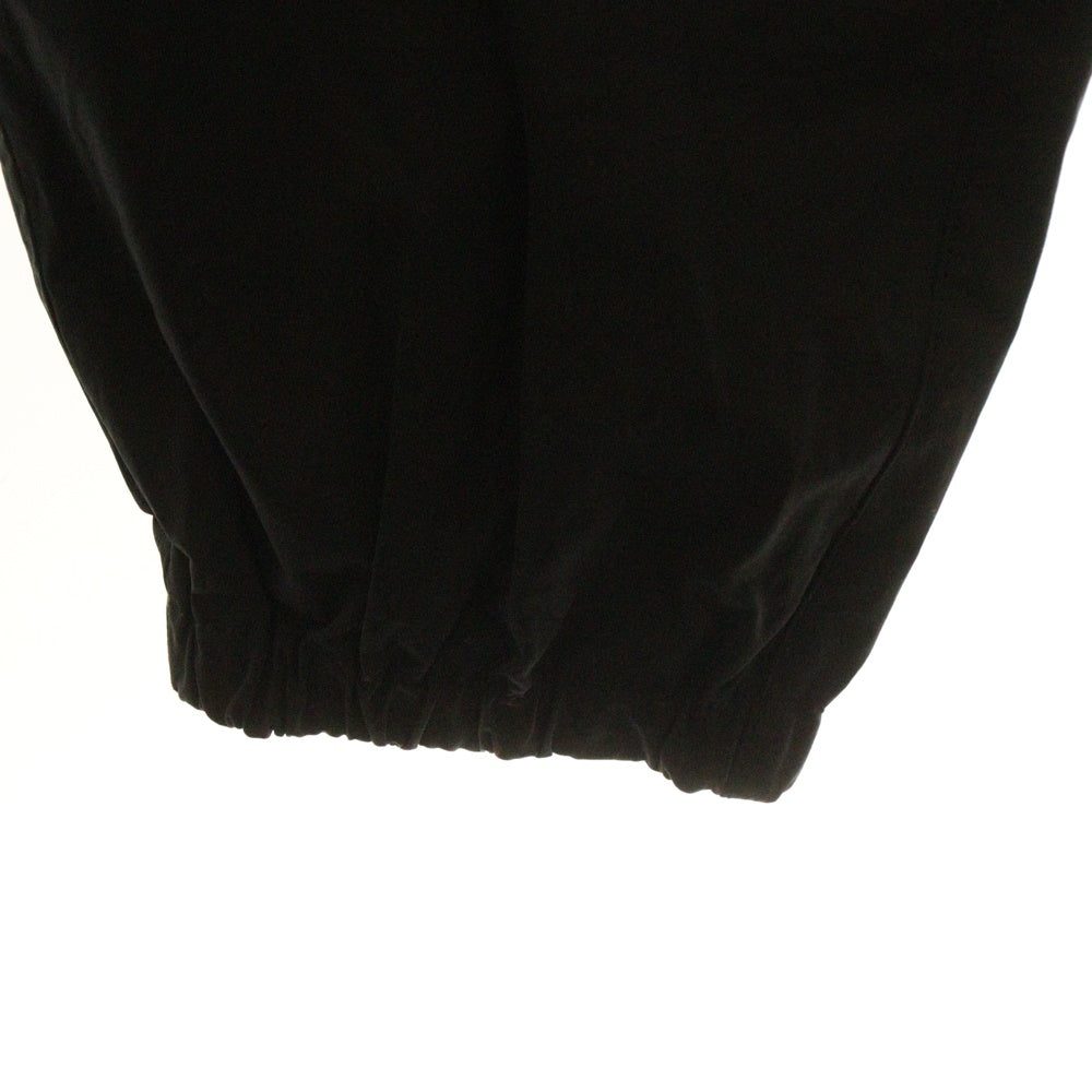 ENNOY(エンノイ) 24AW フロントロゴデザイン マルチポケット ドローストリング ジップアップ ナイロンパンツ ブラック AW24BRENPT04LP