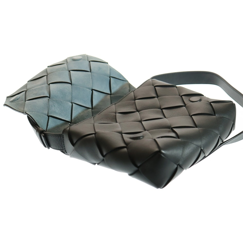 BOTTEGA VENETA(ボッテガヴェネタ) ディアゴ スモール イントレチャート レザー クロスボディ ショルダーバッグ グレー