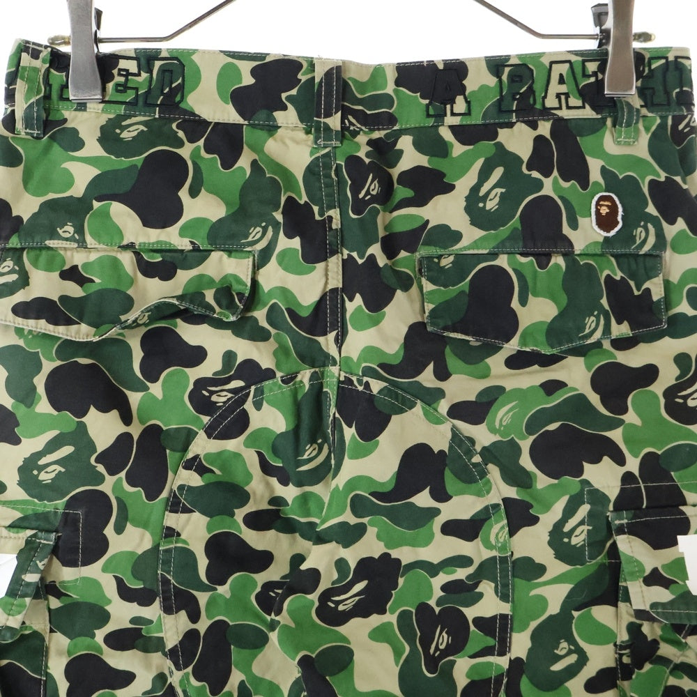 A BATHING APE(アベイシングエイプ) ×UNDEFEATED ABC 6POCKET PANTS アンディフィーテッド ABCカモ柄 総柄 マルチポケット ジップアップ カーゴパンツ グリーン 001PTE231903X