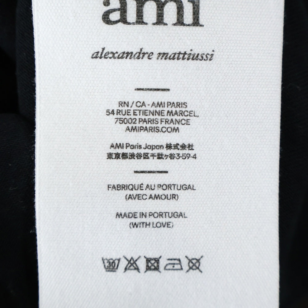 ami paris(アミパリス) ロゴプリント バックハートエンブロイダリー クルーネック半袖Tシャツ カットソー ブラック UTS024.726
