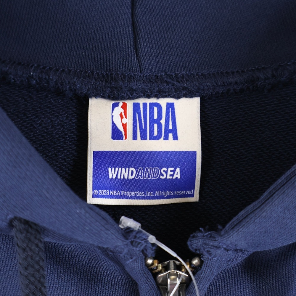 WIND AND SEA(ウィンダンシー) 23AW ×NBA Denver Nuggets エヌビーエー デンバー ナゲッツ ロゴエンブロイダリー ジップアップフーデットパーカー ネイビー/イエロー WDS-C-NBAPO-23-Q4-03