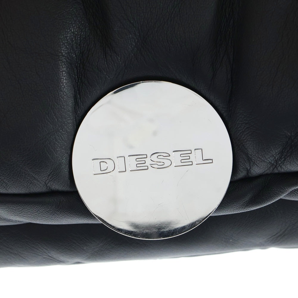 DIESEL(ディーゼル) REBUTYA ME CROSSBODY リブティア ロゴデザインプレート ショルダーバッグ ブラック DIE-L-A-D8-408