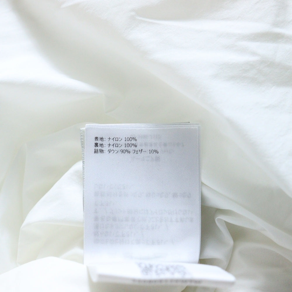 MONCLER(モンクレール) 20AW ARAVIS アラビス アームラバーロゴ マルチポケット ジップアップ フーデッド ダウンジャケット ホワイト F20911A54300