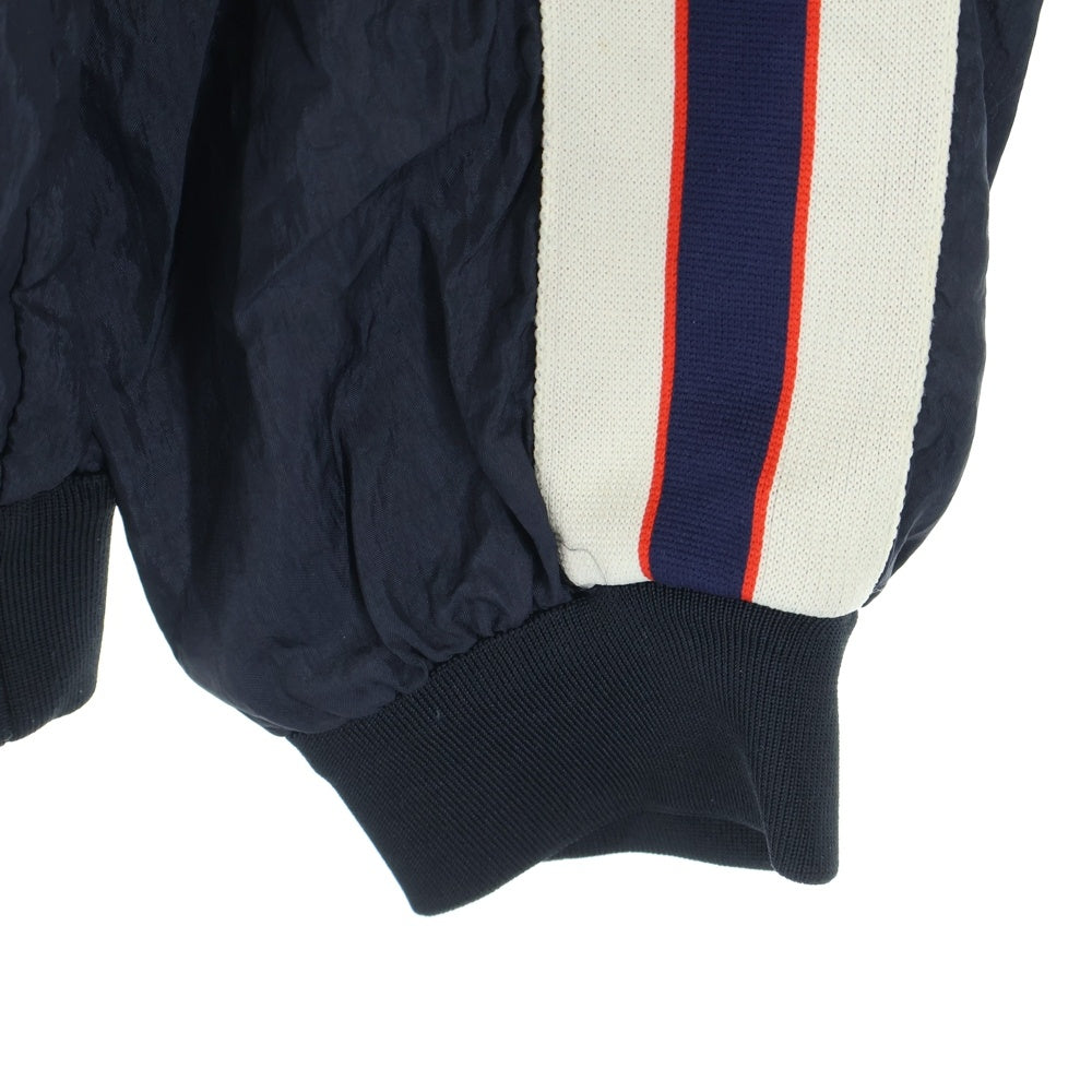 GUCCI(グッチ) SPIRITISMO バック装飾 サイドライン ナイロン トラックジャケット ブラック/レッド 519487
