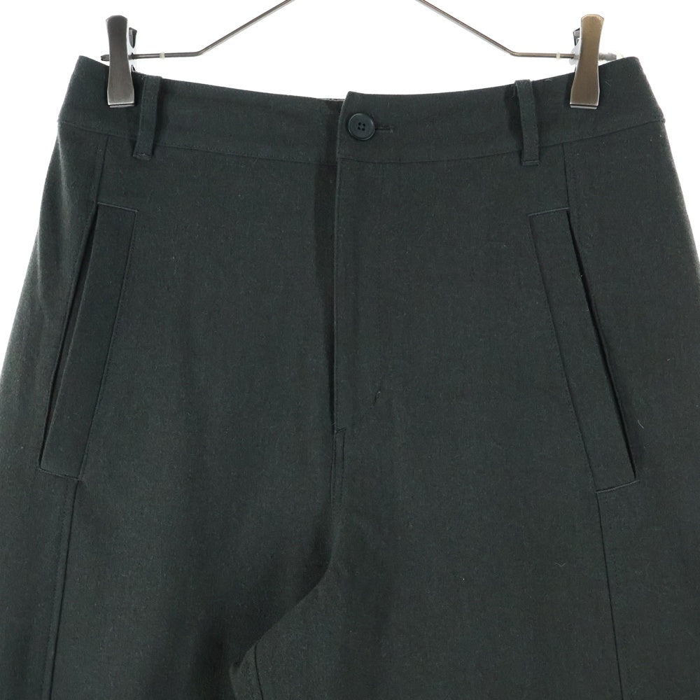 LACOSTE(ラコステ) マルチポケット ストレッチツイル ジップアップ ワイドスラックスパンツ グレー HF006J