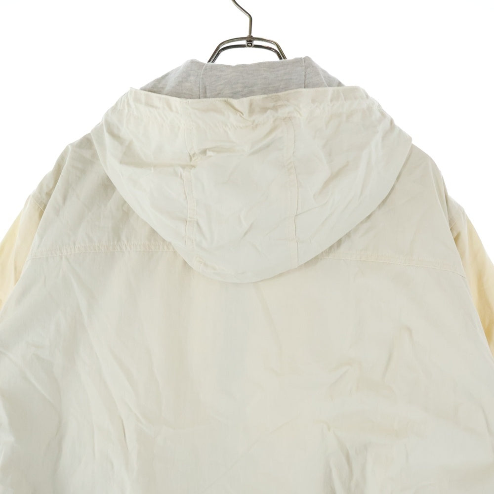 COACH(コーチ) 胸エンブロイダリーデザイン ダブルポケット ジップアップ フーデッド ナイロンジャケット ベージュ