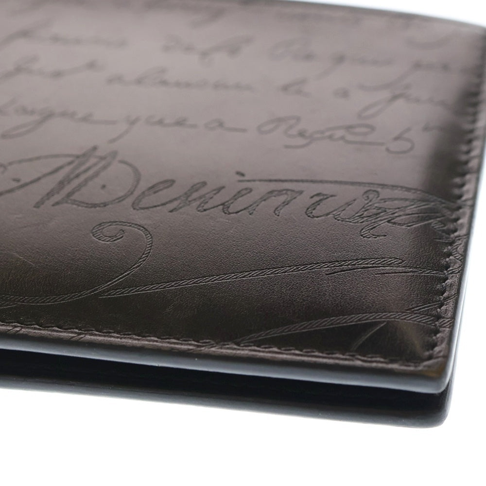 Berluti(ベルルッティ) パティーヌ カリグラフィ スクリット レザーウォレット 二つ折り財布 グレー