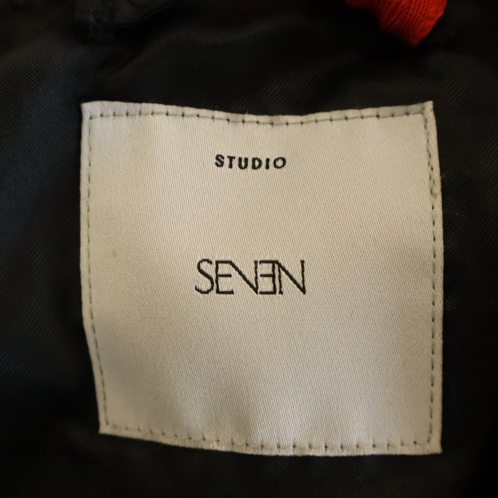 STUDIO SEVEN(スタジオセブン) ロゴデザインコブラベルト付き マルチポケット ジップアップ エムエーワン フライトジャケット レッド 70863642