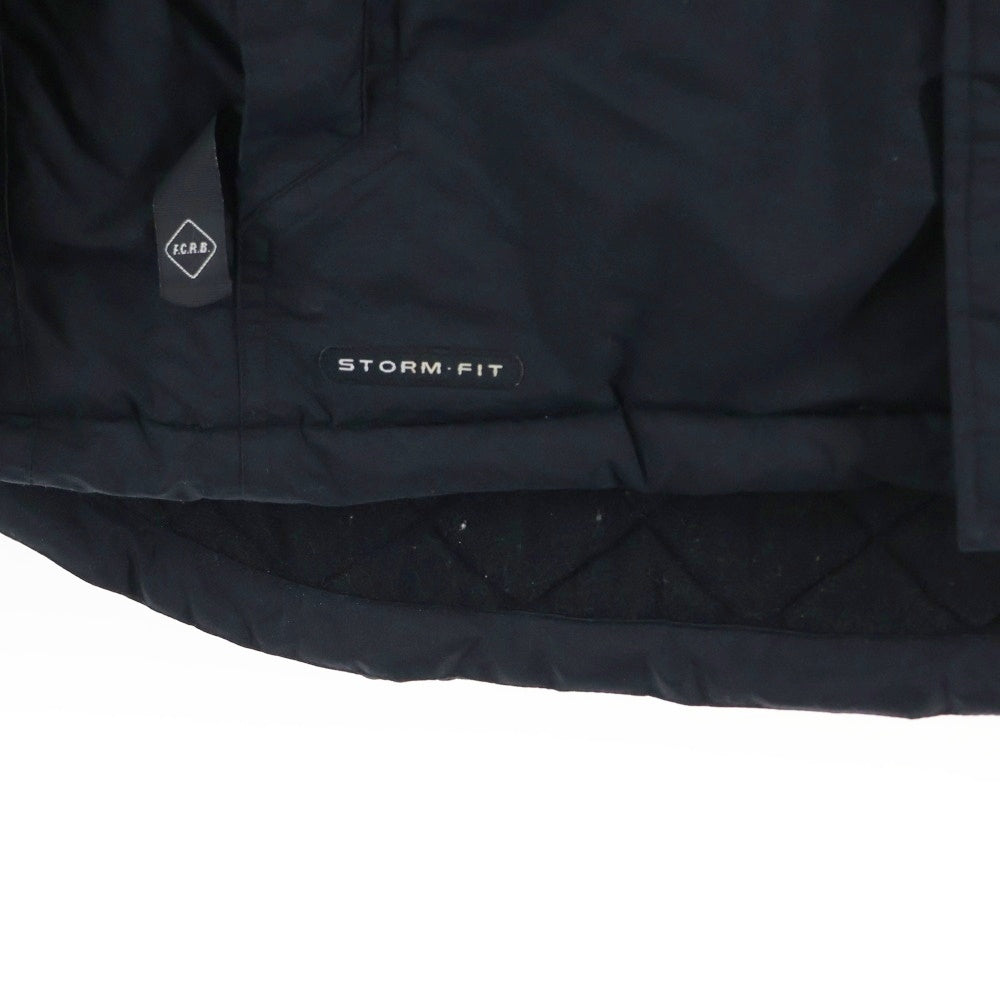 NIKE(ナイキ) ×F.C.R.B. エフシーアールビー 胸ロゴデザイン フーデッド ジップアップ ナイロンジャケット ブラック F1 SNI