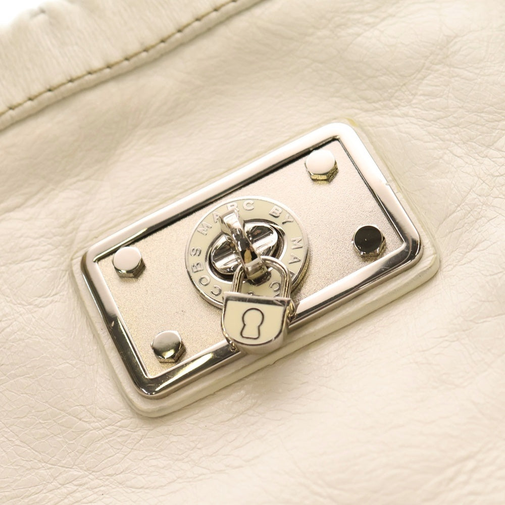 MARC BY MARC JACOBS(マーク バイ マーク ジェイコブス) フロントキーロックデザイン レザー ハンドバッグ ショルダーバッグ ホワイト