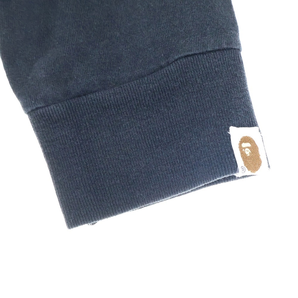 A BATHING APE(アベイシングエイプ) センター ロゴプリント クルーネック 長袖ロングスリーブTシャツ カットソー ブラック/オレンジ