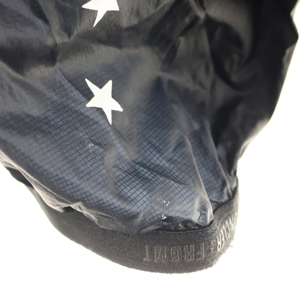 MONCLER(モンクレール) 21AW × FRAGMENT DESIGN フラグメント フロントワッペン バックロゴプリント ジップアップ ナイロンマウンテンパーカー ブラック G209U1A00024 595B1