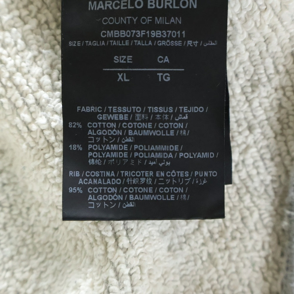 MARCELO BURLON(マルセロバーロン) フロントロゴプリント プルオーバーフーディー パーカー スウェット グレー CMBB073F19B37011