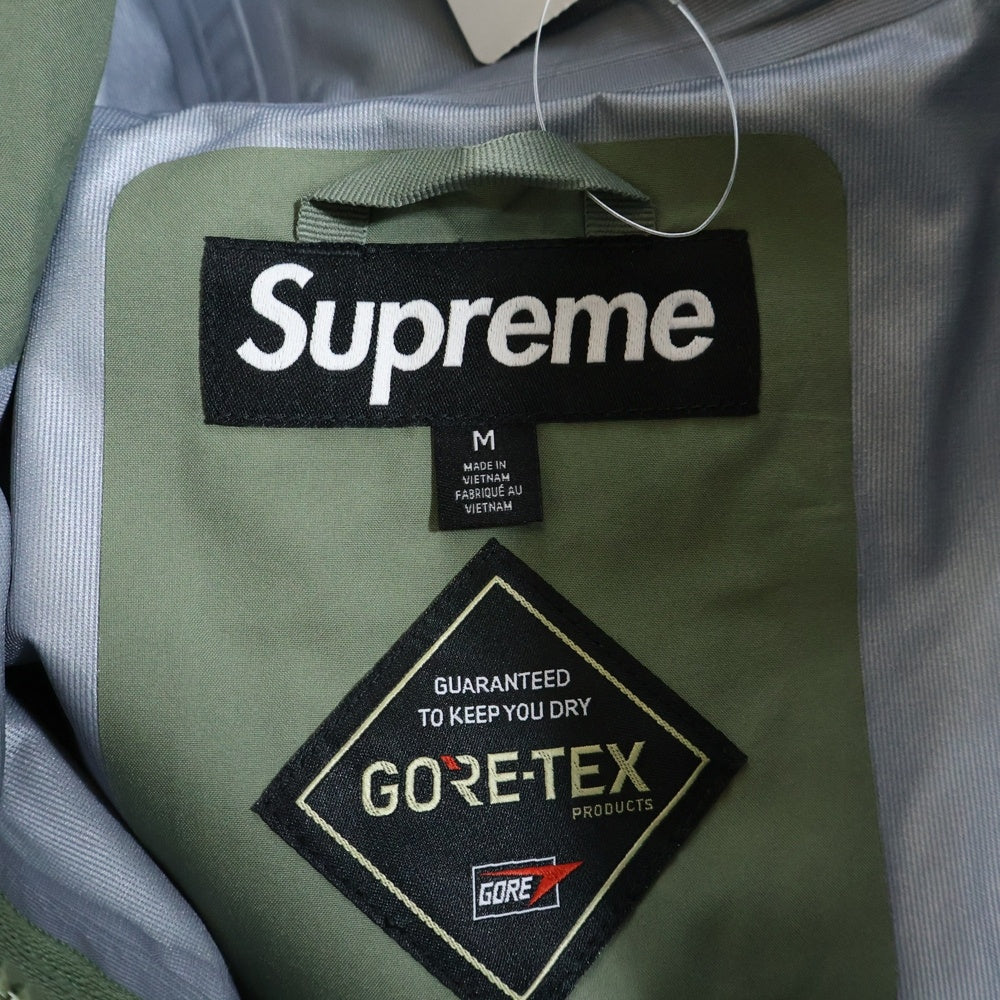 SUPREME(シュプリーム) 25AW GORE-TEX Shell Jacket Olive ゴアテックス マルチポケット ロゴデザイン フーデッド シェルジャケット カーキ