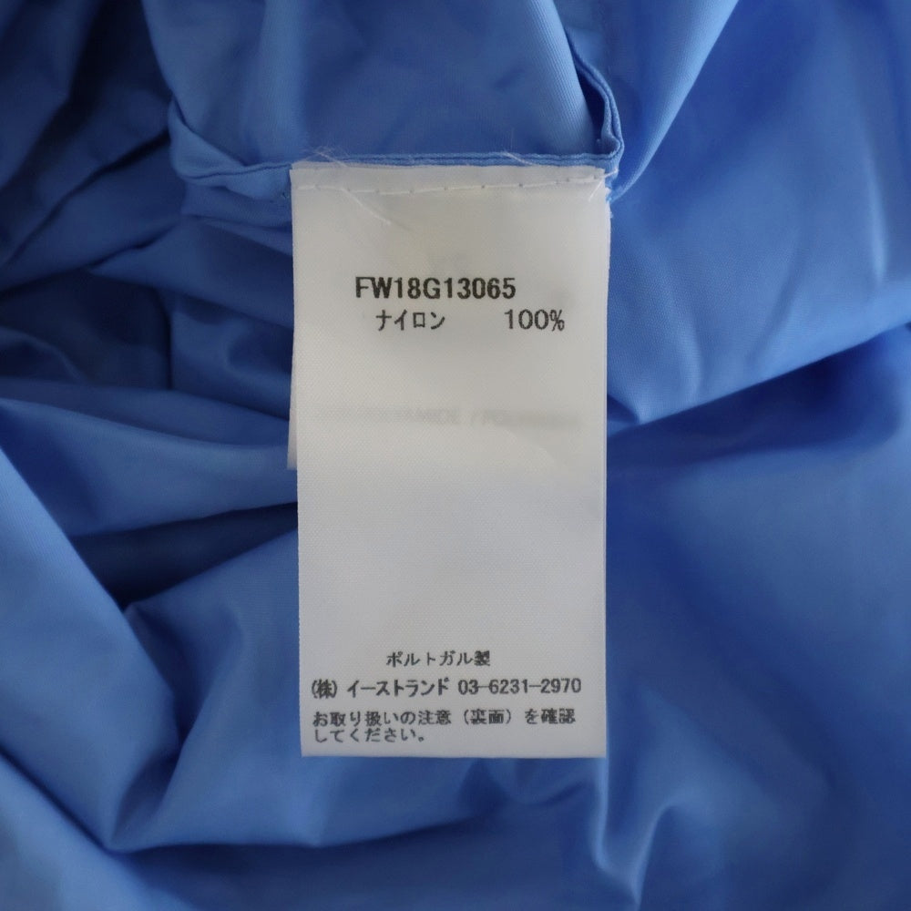 EACH×OTHER(イーチ アザー) 18AW ロゴプリント ハーフジップ プルオーバー フーデッド ナイロン ジャケット レディース ライトブルー FW18G13065