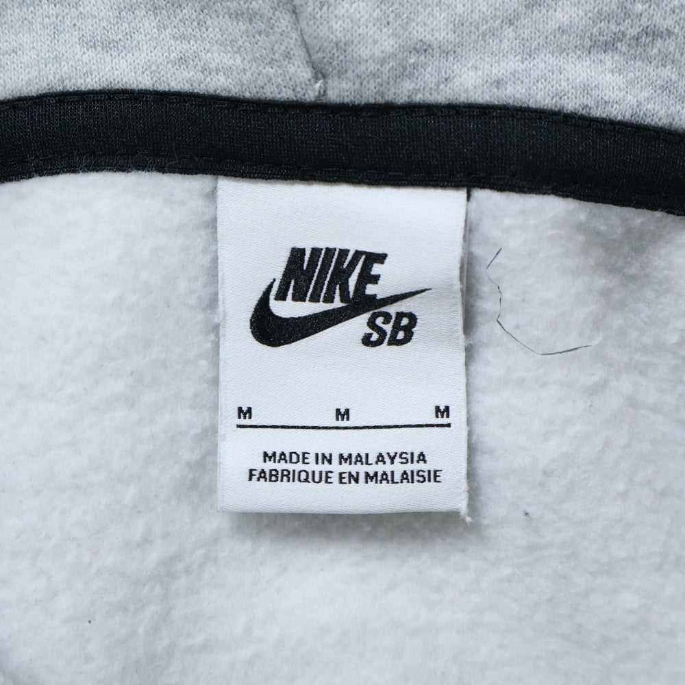 NIKE SB(ナイキエスビー) OSKI FLEECE SKATE PULLOVER HOODED SWEATSHIRT フロント刺繍デザイン スウェット プルオーバーパーカー グレー DJ3680-050