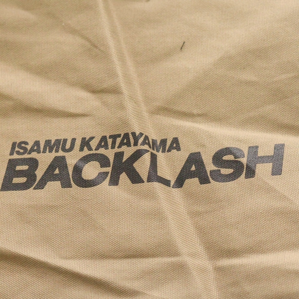 ISAMU KATAYAMA BACKLASH(イサムカタヤマバックラッシュ) ロゴプリント ラージ トートバッグ ベージュ