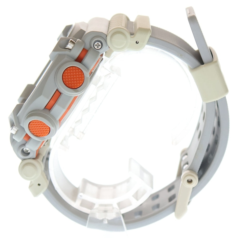 CASIO(カシオ) ×BlackEyePatch G-SHOCK ブラックアイパッチ ジーショック デジタルウォッチ 腕時計 グレー GA-900-BEP