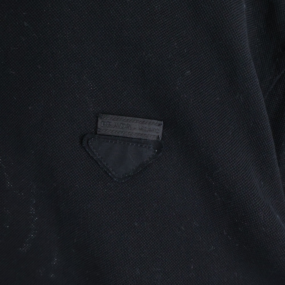 PRADA(プラダ) フロントトライアングルロゴ コットン 半袖ポロシャツ ブラック UJN444 S181 XGS