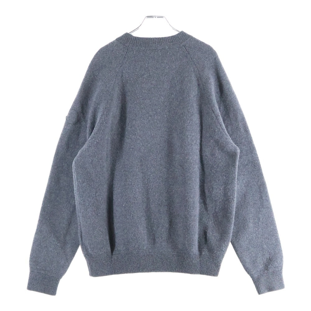 MONCLER(モンクレール) 24AW アームロゴワッペン クルーネック カシミヤ混 ウール ニットセーター グレー J20919C00014 M4281
