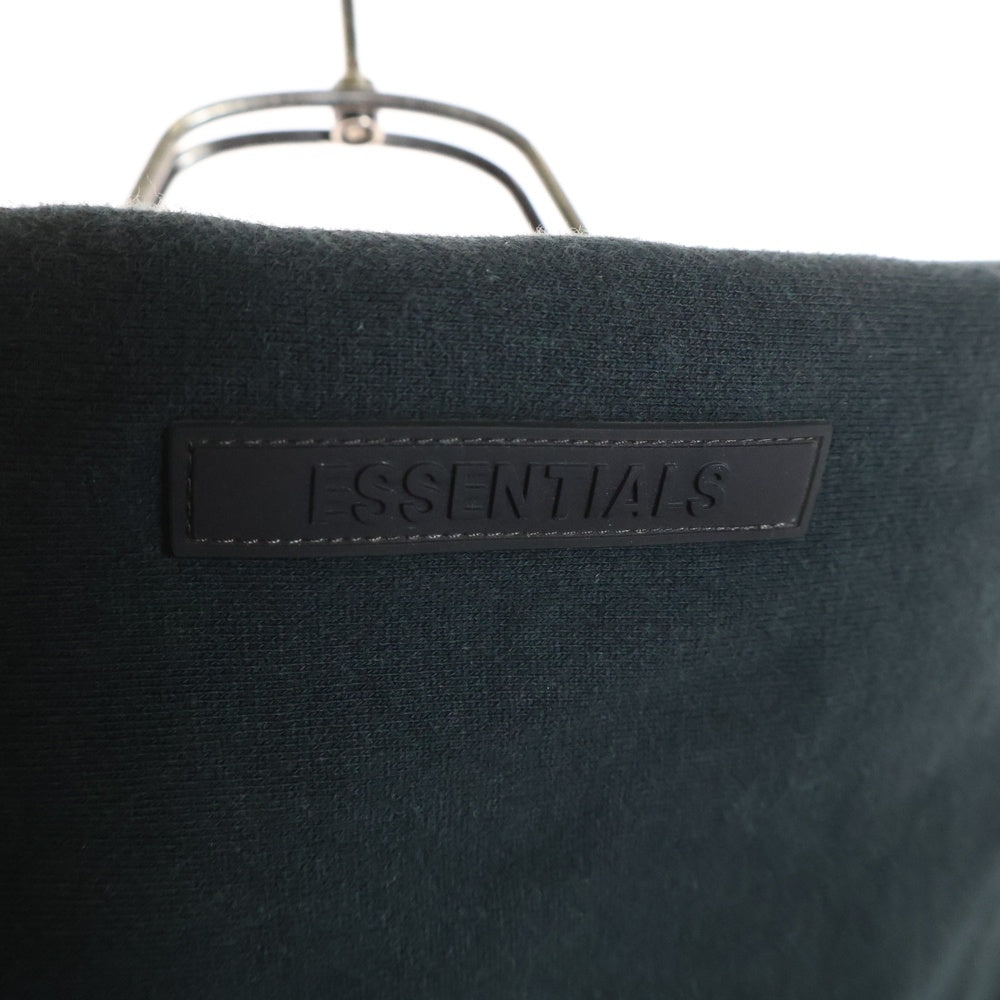 ESSENTIALS FEAR OF GOD(エッセンシャル フィアオブゴッド) バックロゴデザイン カンガルーポケット ラバーロゴ フーデット プルオーバースウェットパーカー ブラック 090233