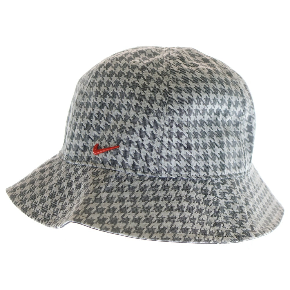 NIKE(ナイキ) ハングトゥース 総柄 ロゴデザイン バケットハット 帽子 グレー DJ5840-010