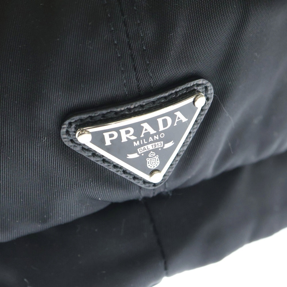 PRADA(プラダ) RE-NYLON リナイロン トライアングルロゴプレート キャスケット 帽子 ブラック 1HC551 2DMI