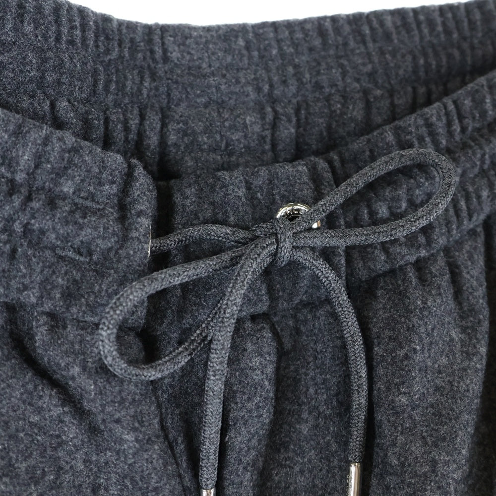 MONCLER(モンクレール) 20AW PANTALONE SPORTIVO ラバーロゴパッチ ウール イージーパンツ グレー F20912A73100 54233