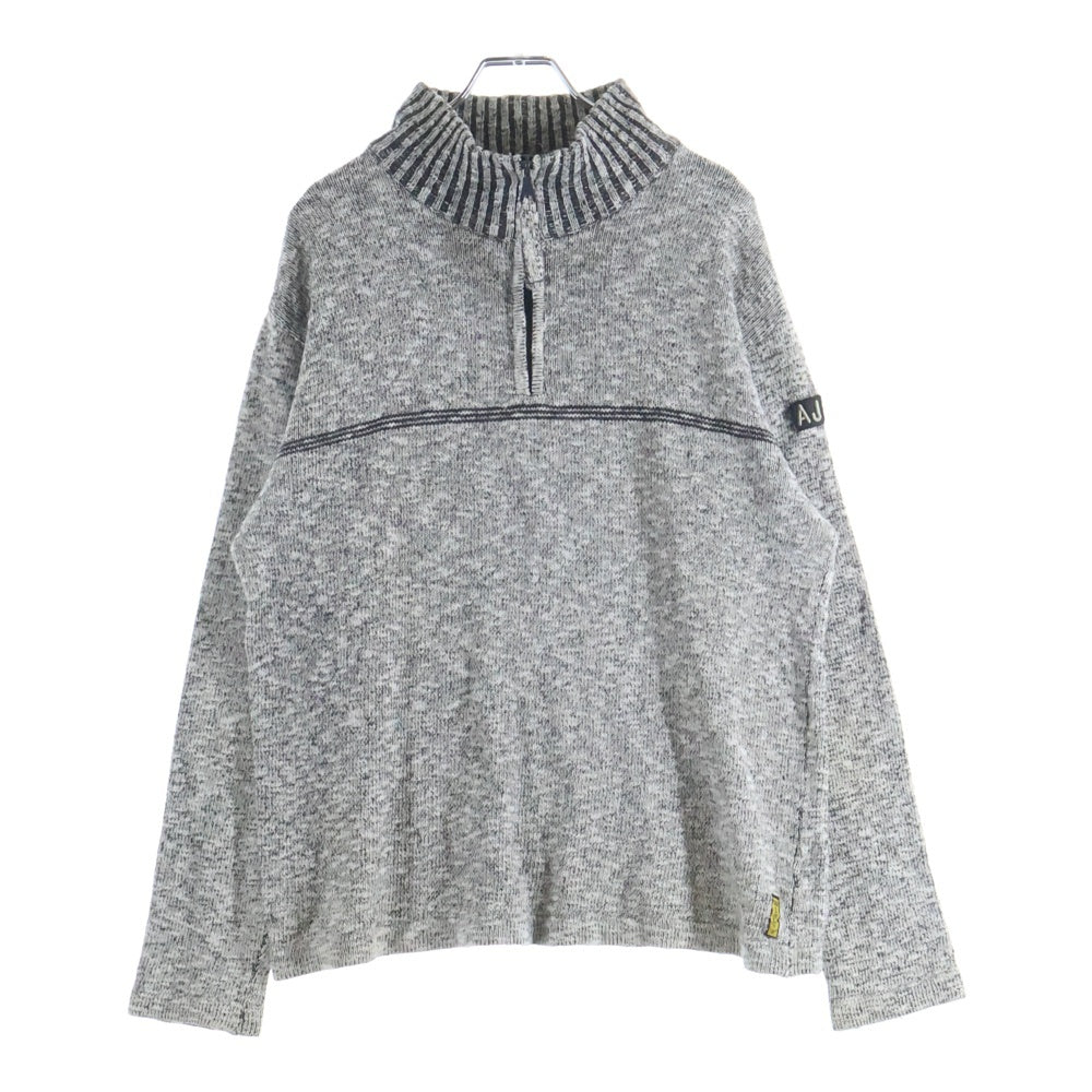 ARMANI(アルマーニ) 胸ラインデザイン ハーフジップ アームロゴデザイン ニット セーター グレー