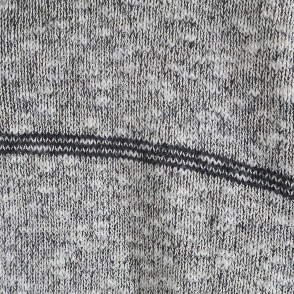 ARMANI(アルマーニ) 胸ラインデザイン ハーフジップ アームロゴデザイン ニット セーター グレー