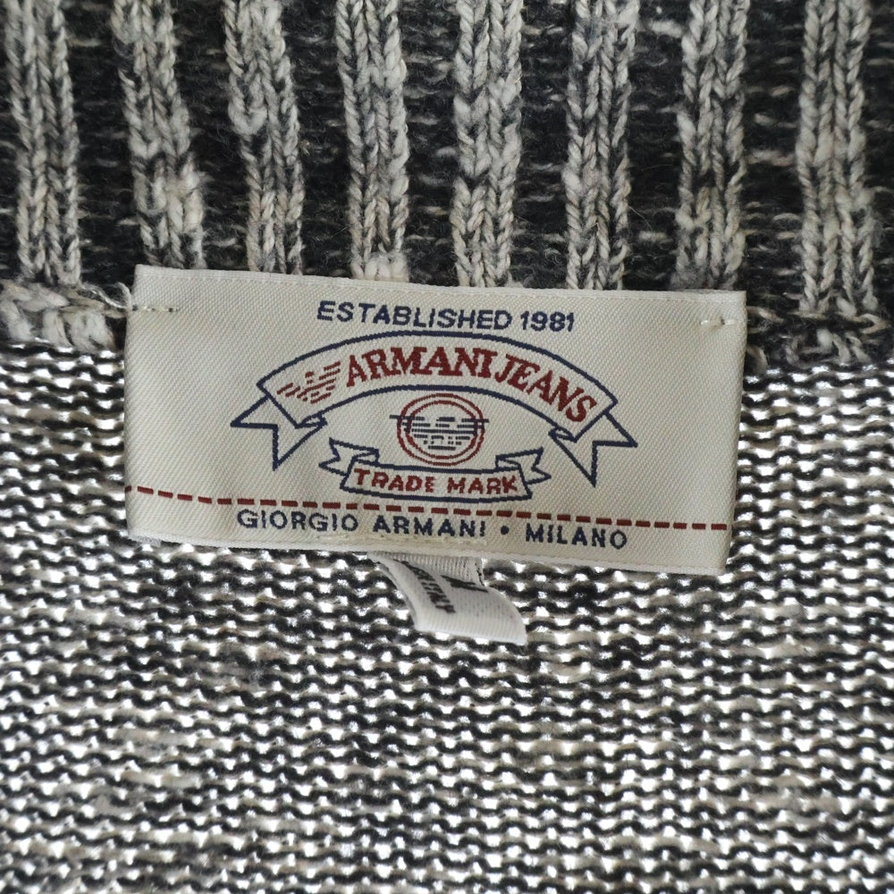ARMANI(アルマーニ) 胸ラインデザイン ハーフジップ アームロゴデザイン ニット セーター グレー