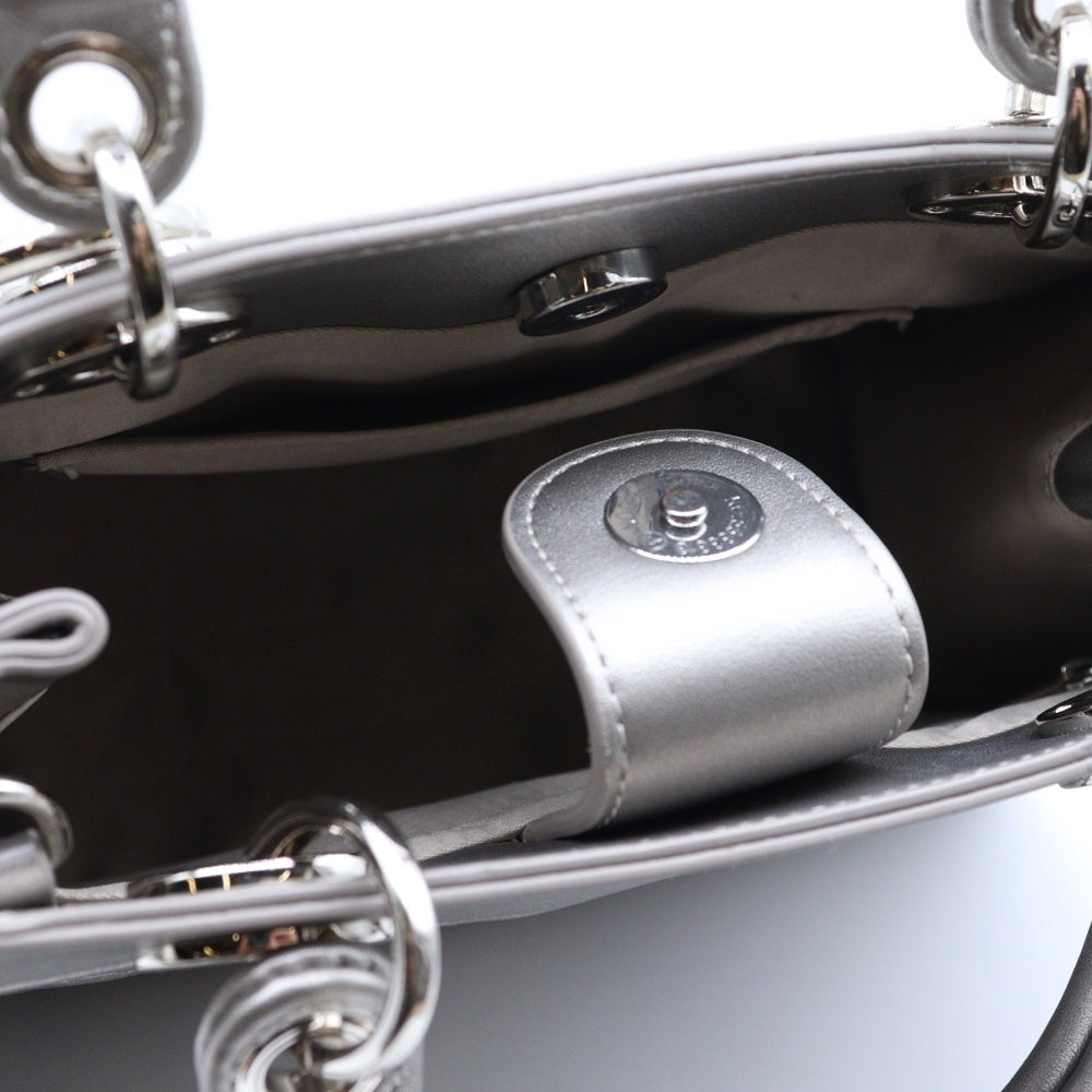 snidel(スナイデル) 24SS シルバーチャーム付き フェイクレザー パフハンドルバッグ レディース シルバー SWGB241627