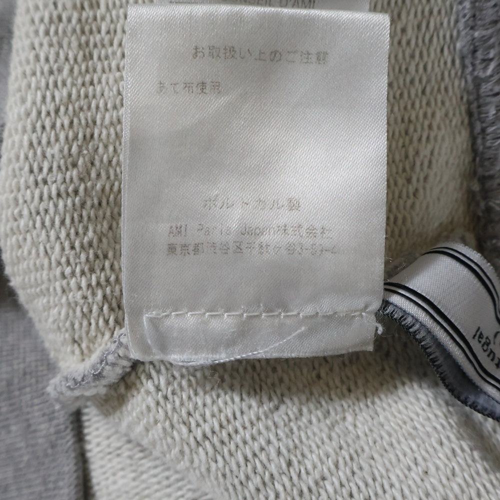 AMI Alexandre Mattiussi(アミアレクサンドルマテュッシ) パイルロゴ クルーネック スウェット 長袖トレーナー グレー BSRJ001.73