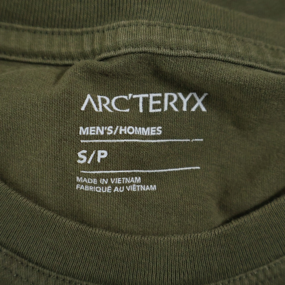ARC'TERYX(アークテリクス) フロントロゴデザイン クルーネック カットソー 半袖Tシャツ カーキ ARCCZ-2020010002