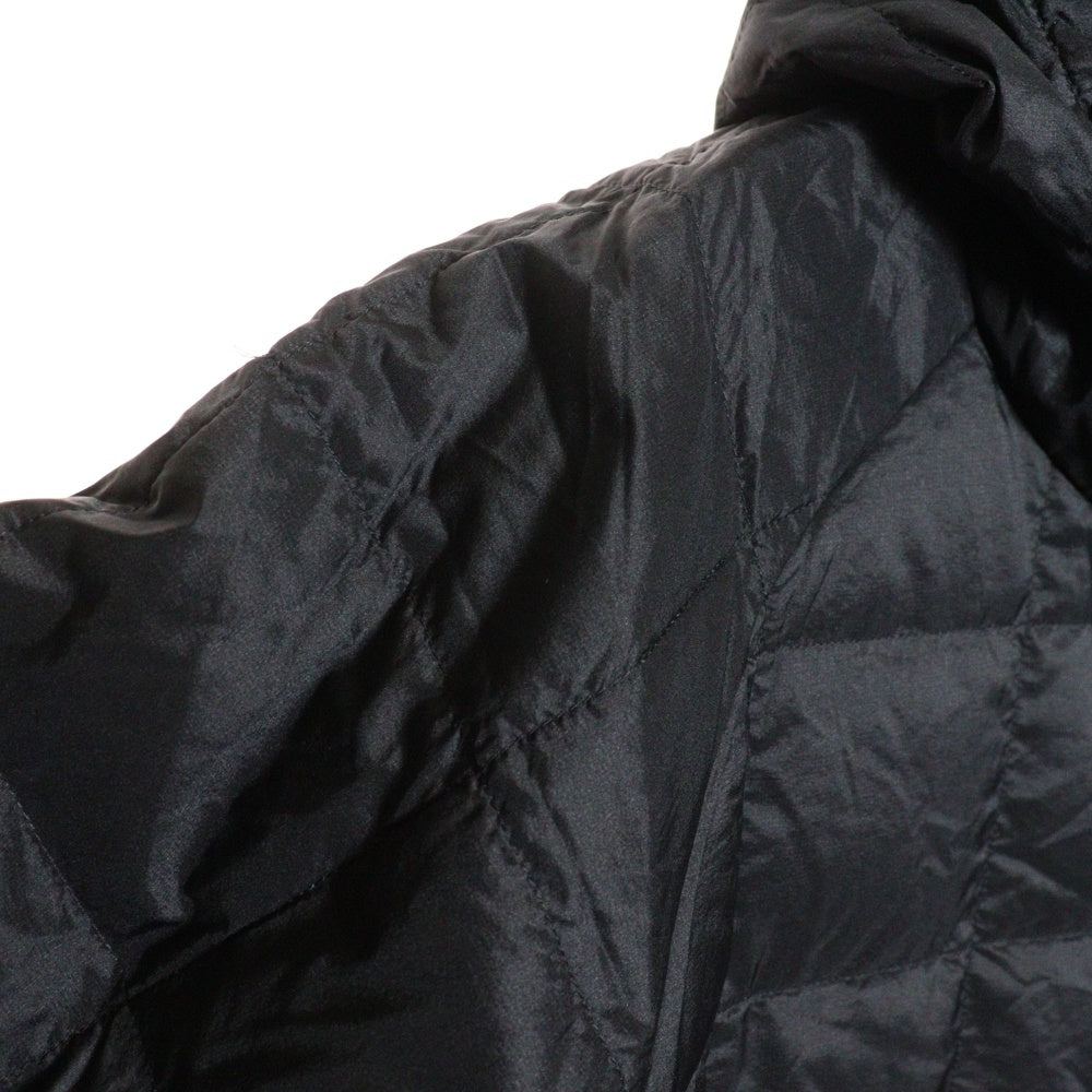 GRAMICCI(グラミチ) ×TAION PULLOVER JACKET タイオン 胸ロゴデザイン カンガルーポケット フーデッド ダウンジャケット ブラック G3FU-J102-TG