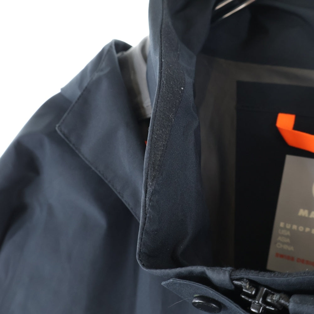 MAMMUT(マムート) GORE-TEX UTILITY HS COAT ゴアテックス アームロゴデザイン フーデット ユーティリティコート ブラック 1010-29310