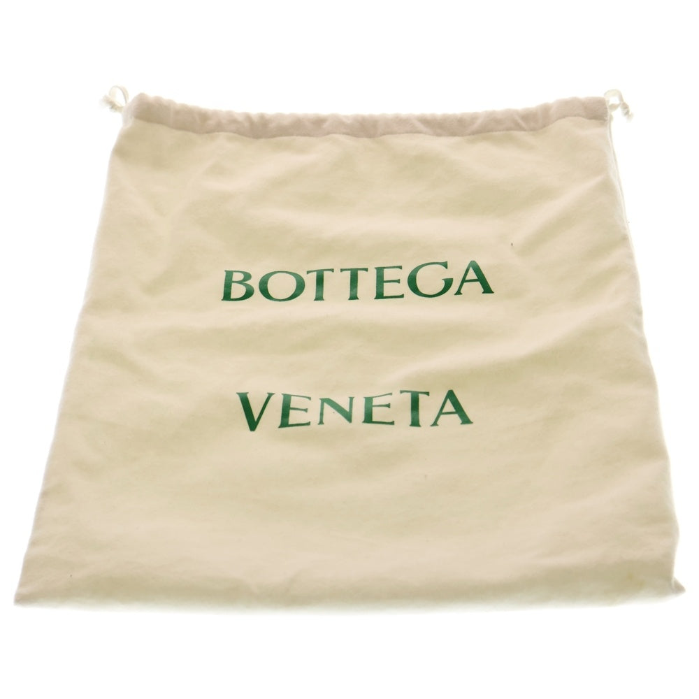 BOTTEGA VENETA(ボッテガヴェネタ) PADDED CASSETTE パテッド カセット イントレチャート レザー ショルダーバッグ ホワイト 591970
