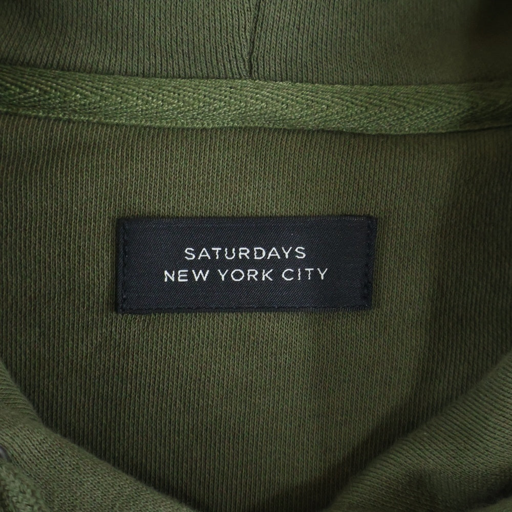 SATURDAYS NEW YORK CITY(サタデイズニューヨークシティ) フロントロゴエンブロイダリーデザイン カンガルーポケット スウェット パーカー