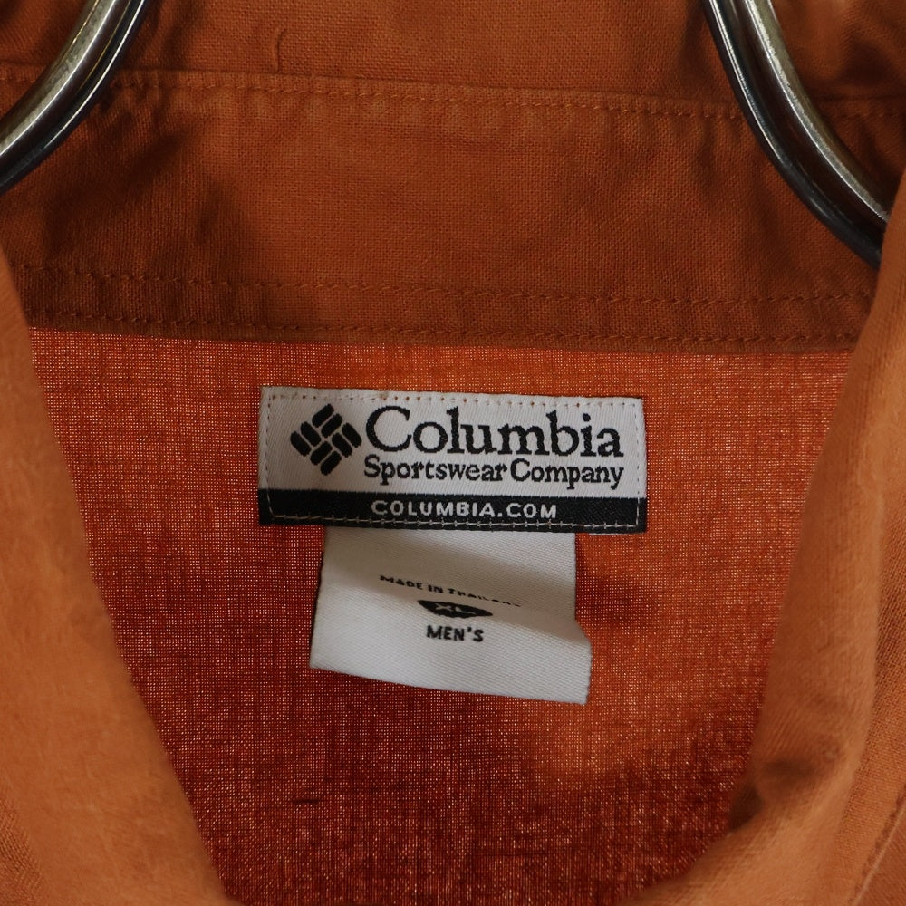 Columbia(コロンビア) エンブロイダリー ロゴ ボタンダウン 長袖 シャツ ブラウン HM7014