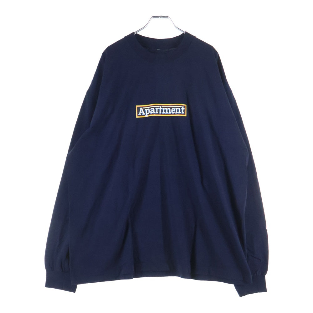 The Almeda Club(アルメダクラブ) ×THE APARTMENT ジ アパートメント フロントロゴデザイン クルーネック カットソー 長袖Tシャツ ネイビー