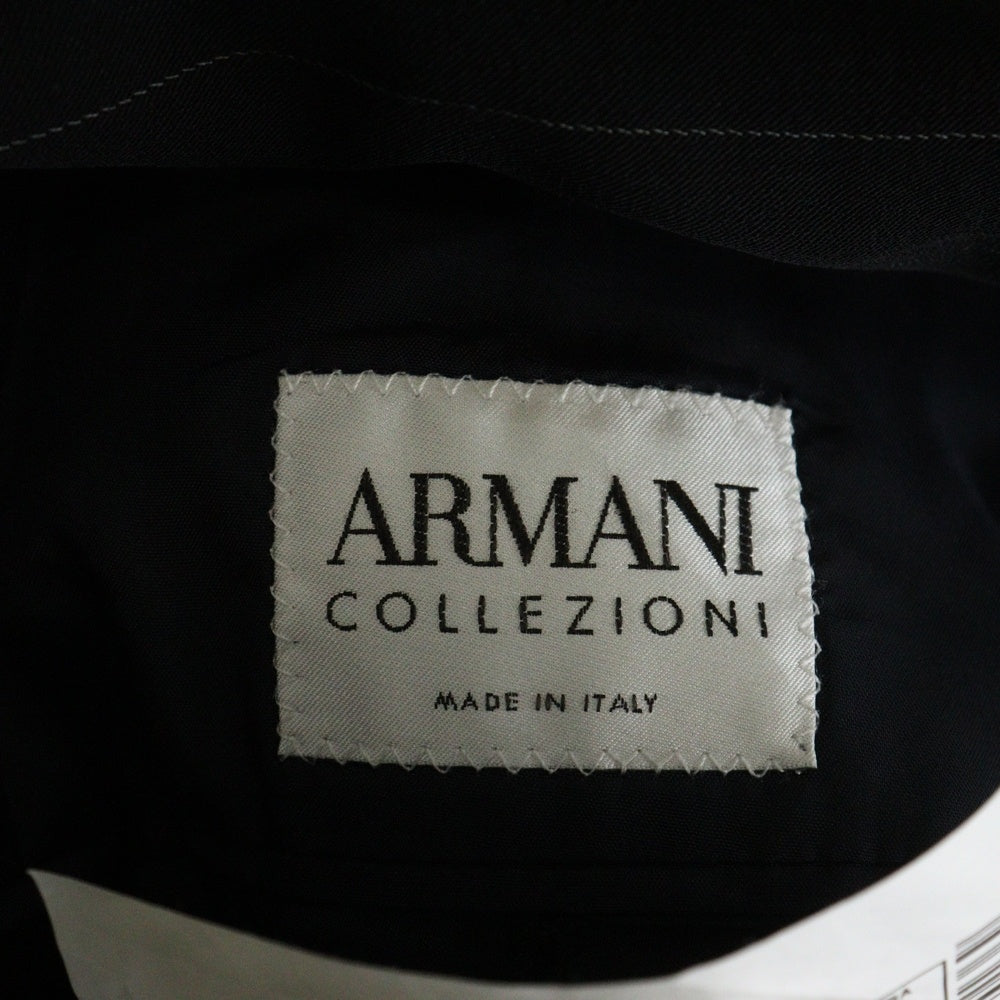 ARMANI COLLEZIONI(アルマーニ コレツィオーニ) ダブルポケット ピークドラペル ピンストライプ柄 テーラードジャケット ブラック 2B63CB