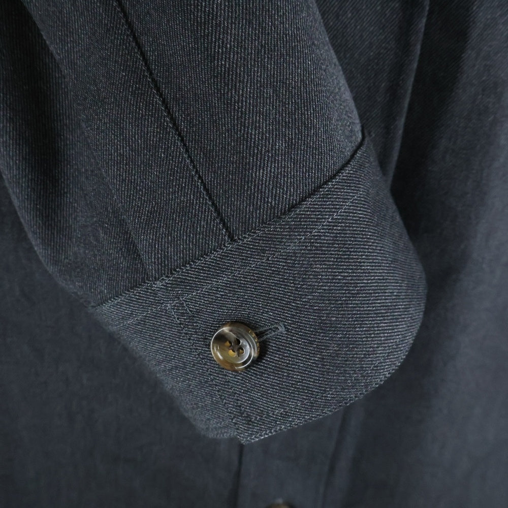 GUCCI(グッチ) 24AW エンブロイダリーサイドロゴ シャツ グレー 794866
