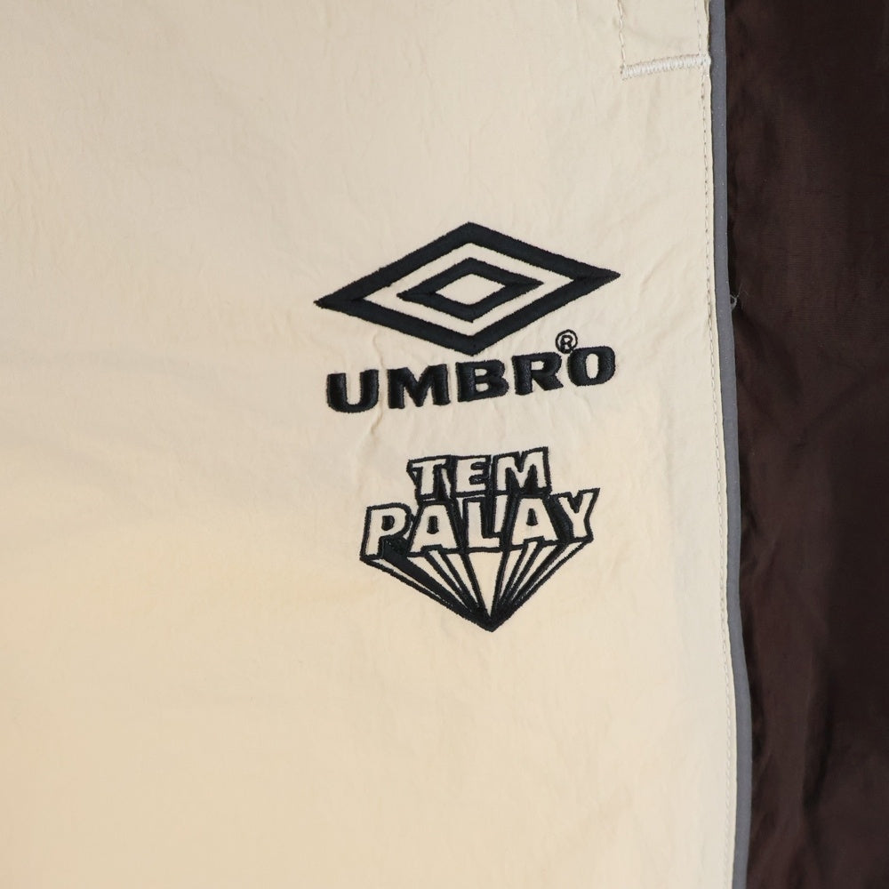 UMBRO(アンブロ) ×TEMPLAY ×FREAKS STORE テンプレイ フリークスストア ロゴエンブロイダリー ドローストリング ナイロントラックパンツ ホワイト 1043394400003