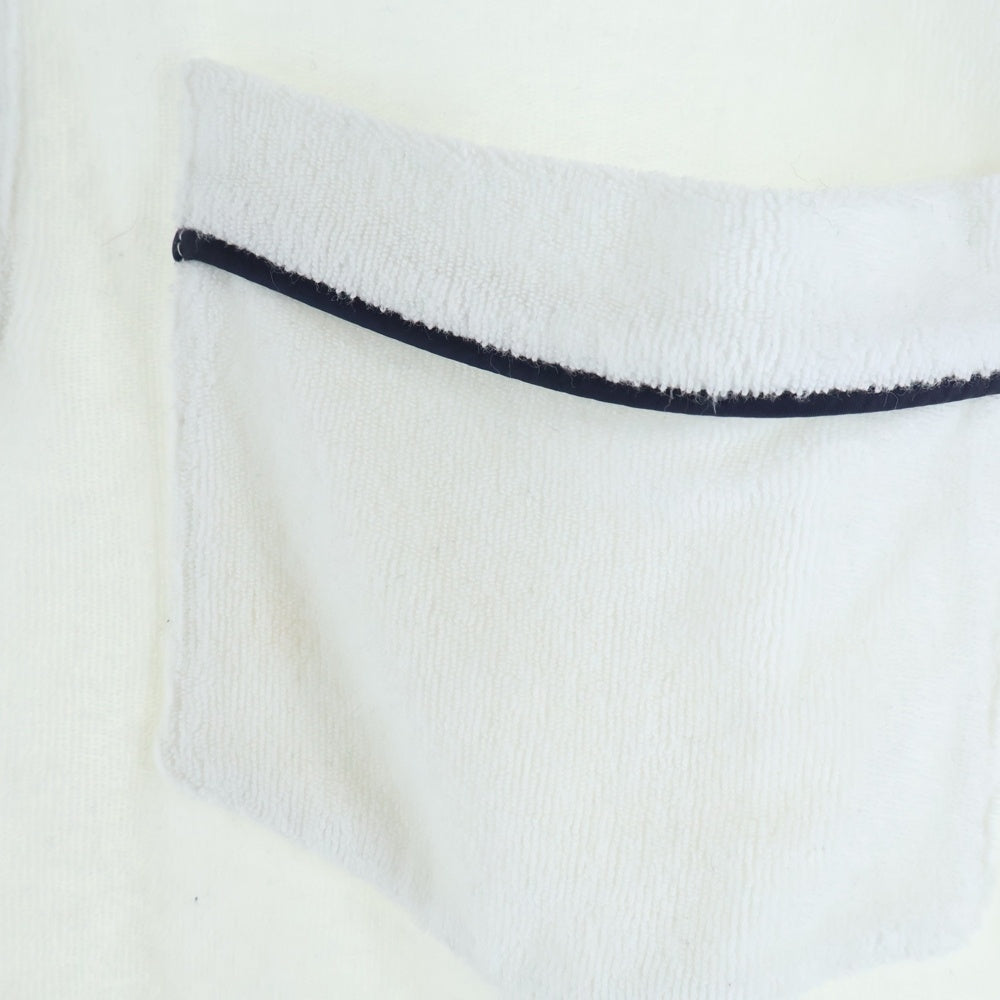 MONCLER(モンクレール) 23SS POLO MANICA CORTA ロゴパッチデザイン パイル地 半袖ポロシャツ ホワイト I10918A00017