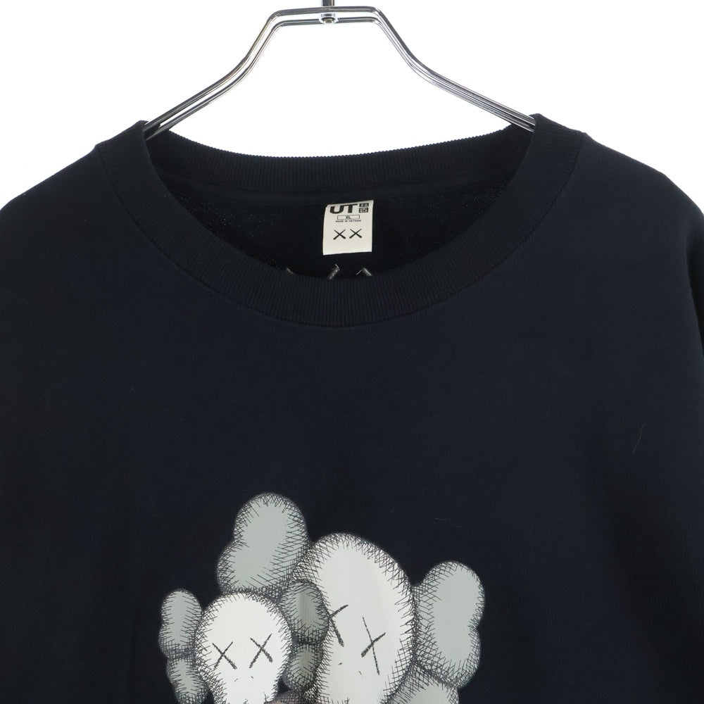 KAWS(カウズ) ×UNIQLO ユニクロ キャラプリント クルーネック スウェットトレーナー ブラック
